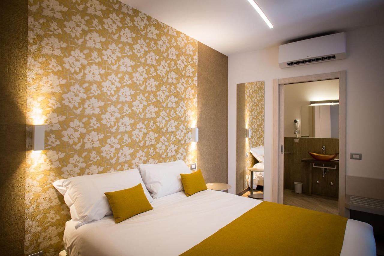 Hotel Ponti Angera Eksteriør billede