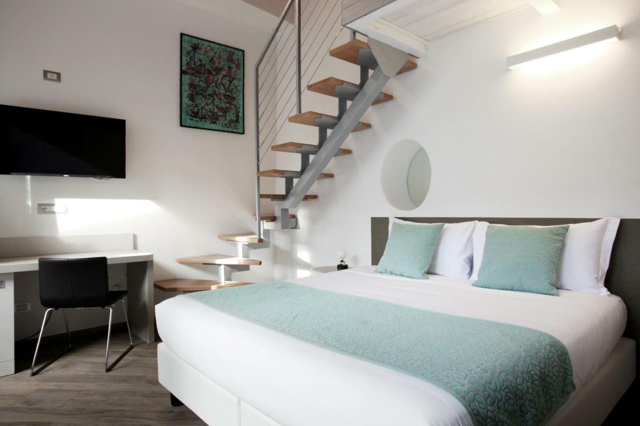 Hotel Ponti Angera Eksteriør billede
